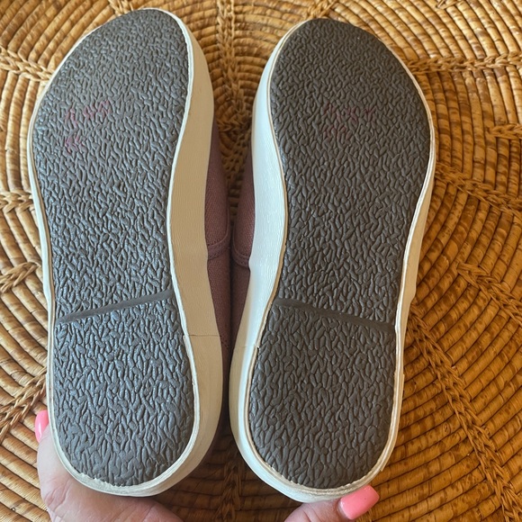 {SeaVees} Baja Slip On Standard Sneakers in “Vintage Wash Linen” - Picture 10 of 14